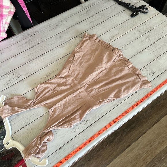 NWOT Urban outfitters XS Romper - Picture 7 of 10